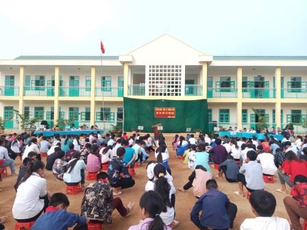 Em CHữ